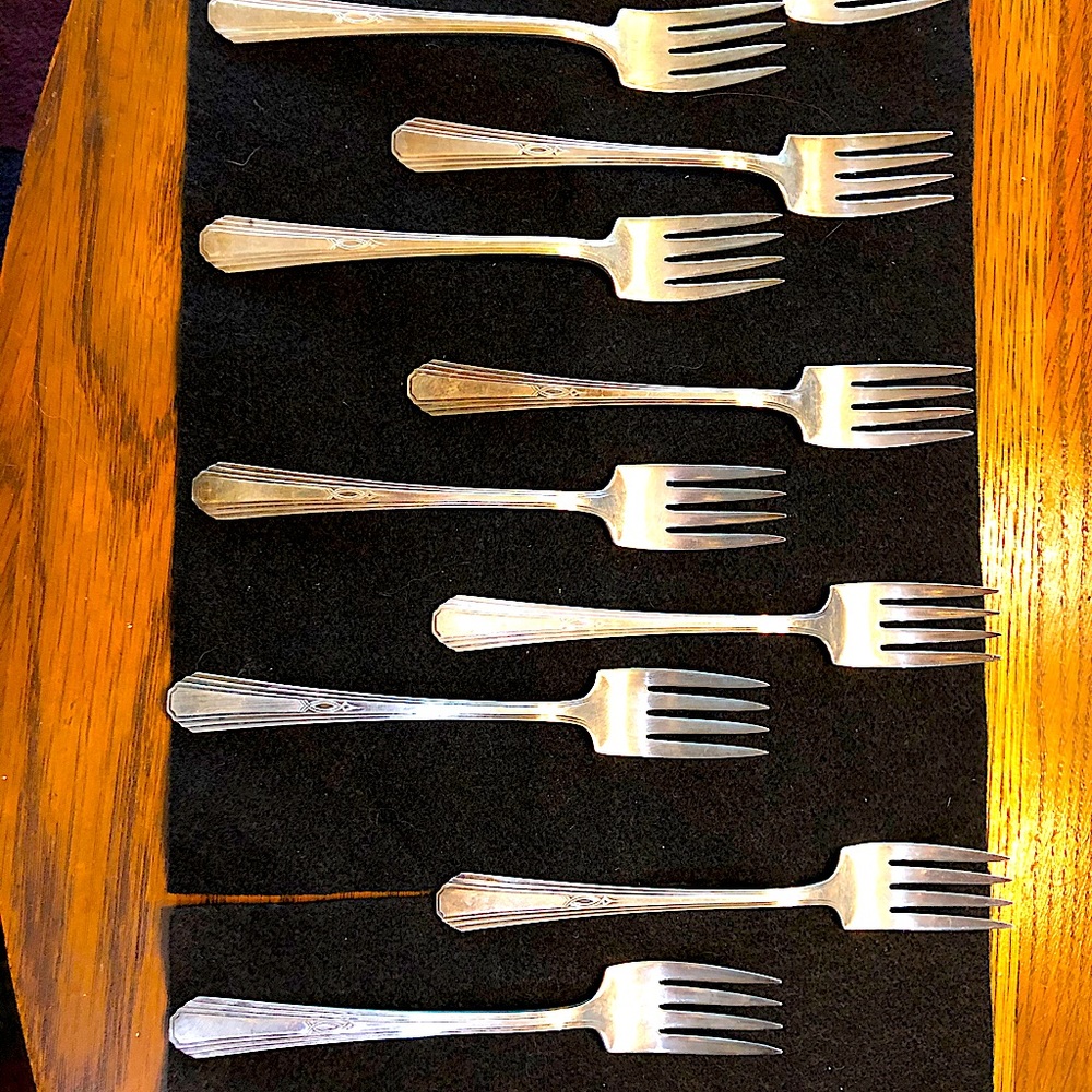 Vintage Wm. Rogers & Son Silver salad/dessert Forks